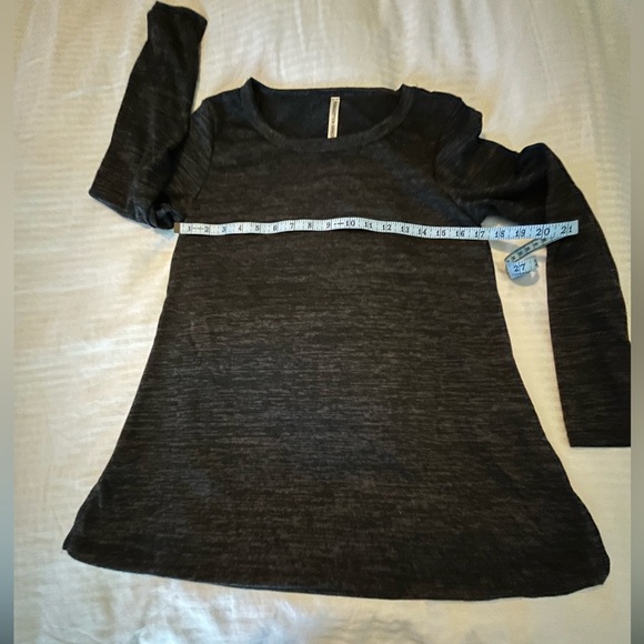 Forgotten Grace Sweater - Picture 5 of 6